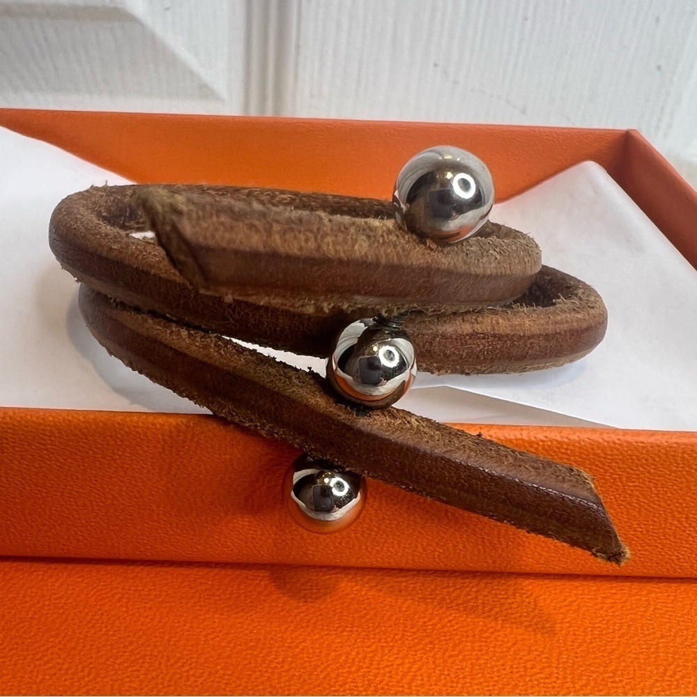HERMES LEATHER BANGLE UNISEX BRACELET WITH BOX - Picture 2 of 15
